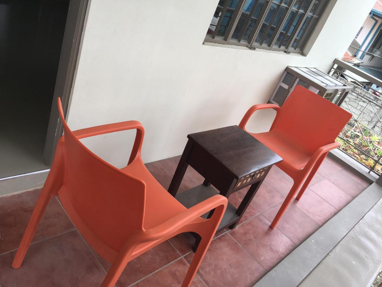 Beinte Singko De Marso Apartments Candon Bagian luar foto